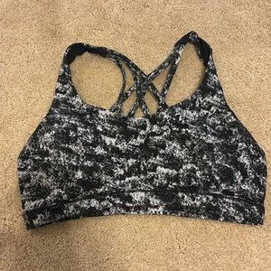 Lululemon sports bra